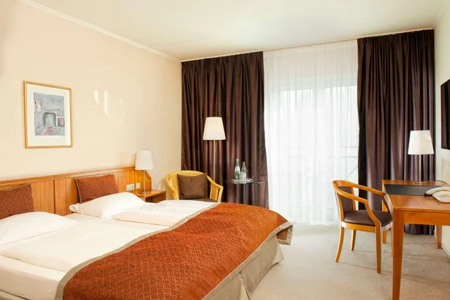 Standard, Double or Twin Bed, Wyndham Hannover Atrium 1/1