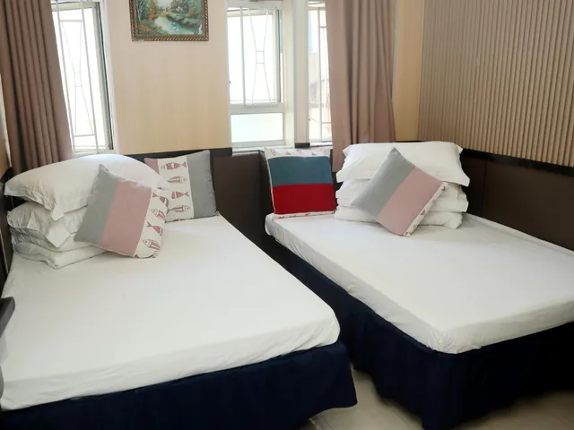 غرفة رباعية، Jordan Comfort Inn 1/2
