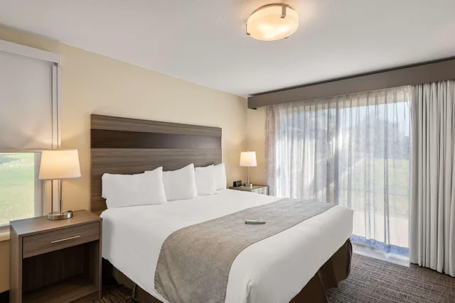 2 Bedrooms, House, Queen Bed، Best Western Inn At Face Rock 1/4