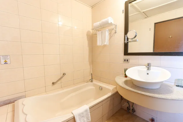 جناح بسرير كينج، Laguna Technopark Hotel 4/4