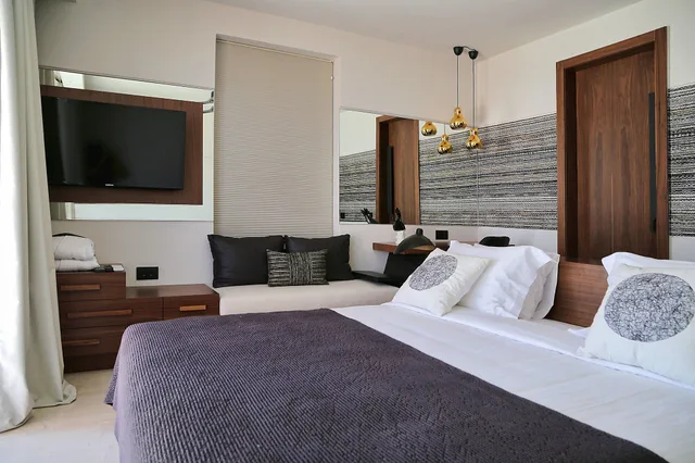 2 Bedrooms, Domes, Luxury, Residence, 2 Double Beds, Pool or Sea View, Private Pool، Domes of Elounda, Autograph Collection 6/10