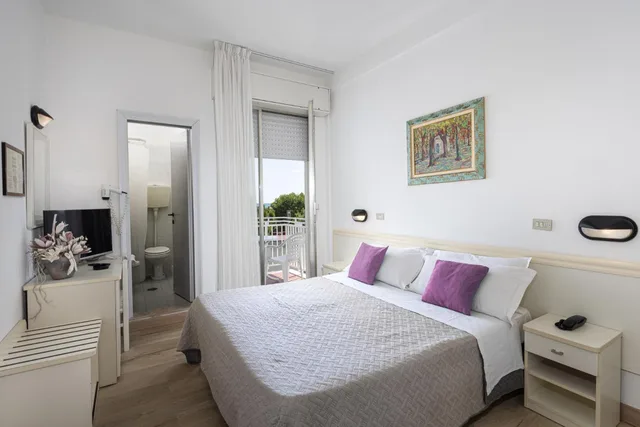 غرفة رباعية بشرفة، Hotel Gioiello 2/4