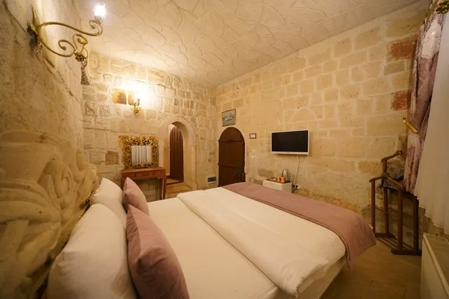 Sirhane Stone, Double Bed، Nar Cave House & Swimming Pool 1/7