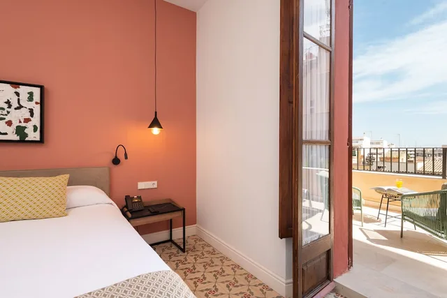 غرفة حصرية بسرير كينج بشرفة، Hotel Can Quetglas 8/10