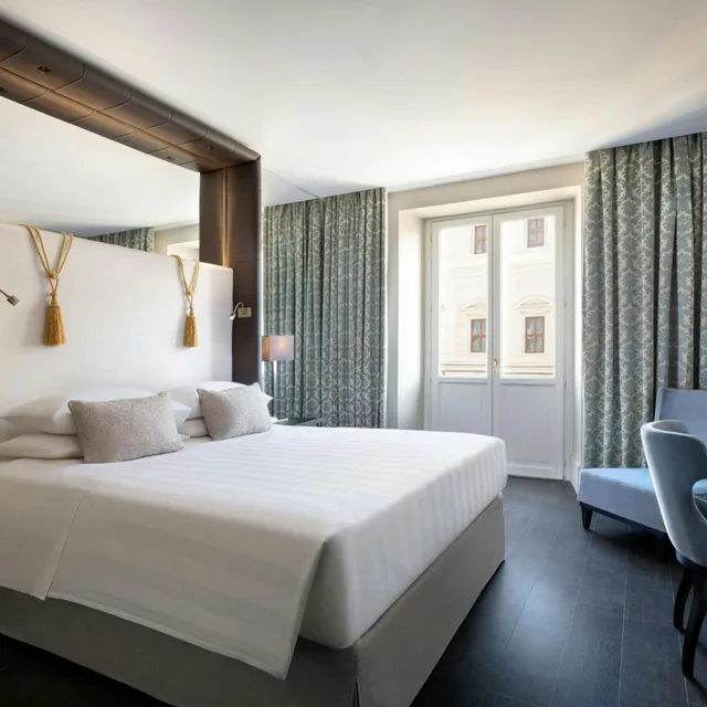 Deluxe, King Bed, Urban View، Sina Bernini Bristol, Autograph Collection 1/7