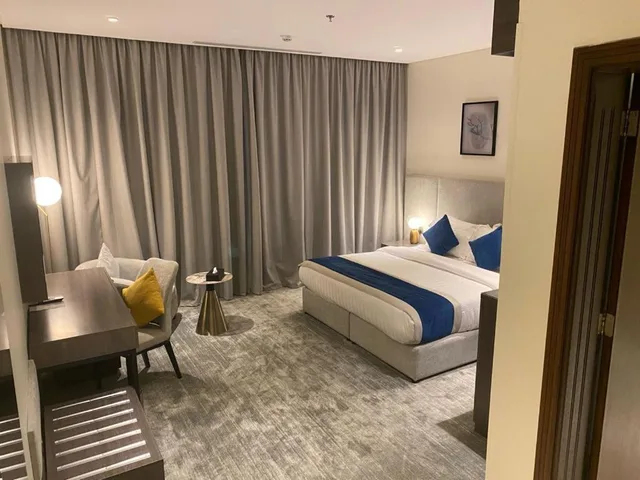 غرفة بسرير كينج، فندق سافوي(Savoye Hotel) 7/10