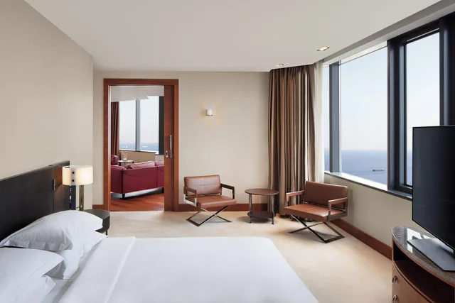 جناح تنفيذي بإطلالة على البحر، Sheraton Istanbul Atakoy Hotel 4/10