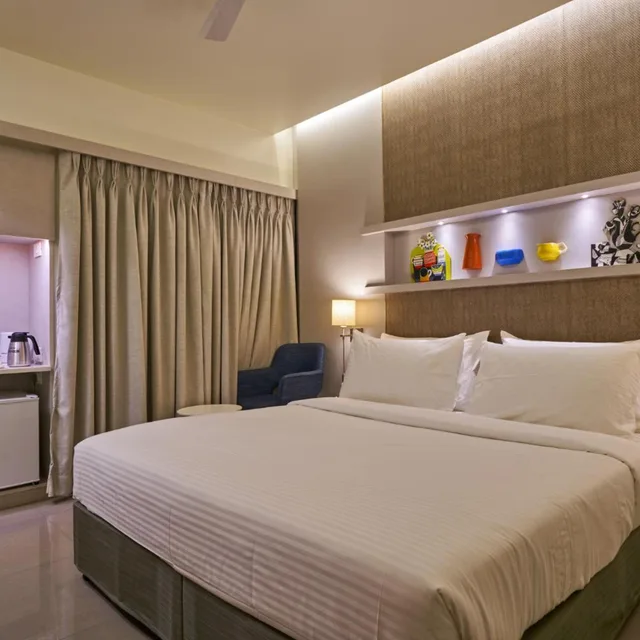 غرفة ديلوكس بسرير كينج، Hotel Atharv 4/10