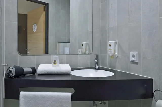 Room, Single, B&B Hotel Graz City-Sud 3/3