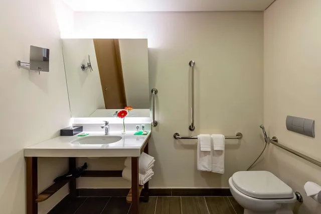 غرفة بسريرين منفصلين لذوي الإعاقة، Hyatt Place Macae 3/3