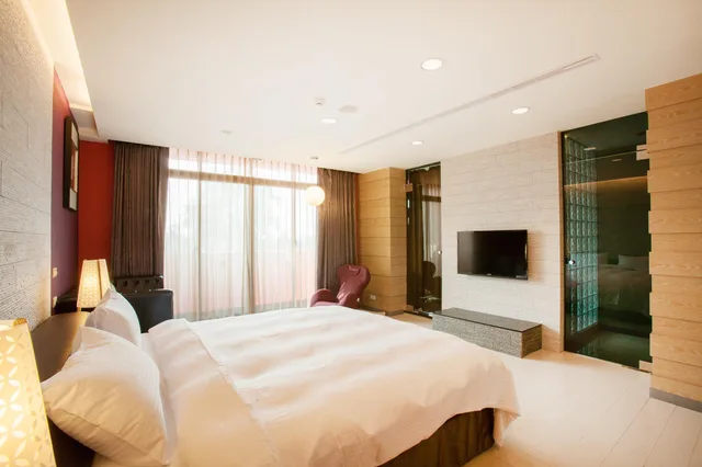 غرفة ديلوكس بسرير مزدوج بحوض استحمام، 823-Tourist Hotel 1/1