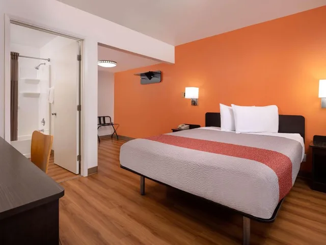 غرفة بسرير كينج، Motel6 Santa Maria, CA - North 3/8