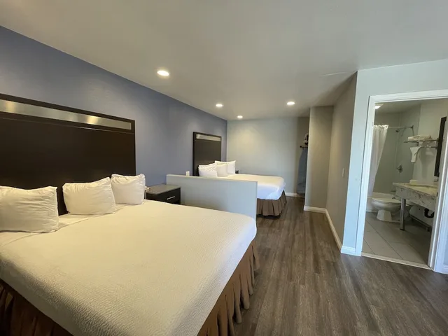 غرفة ديلوكس بسريرين كوين لذوي الإعاقة، Motel6 Yuba City, CA 1/3
