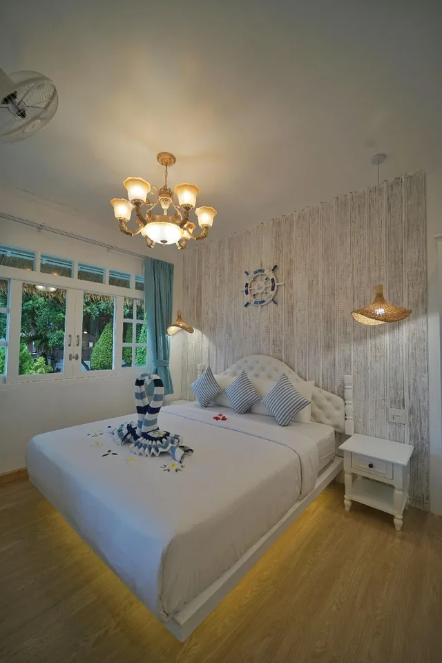 Family, Quadruple, Single Bed, DD Hut Koh Tao 1/1