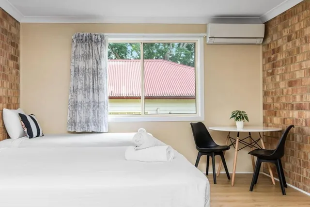 غرفة ديلوكس بسريرين منفصلين بإطلالة على الحديقة، LISMORE WILSON MOTEL 3/5