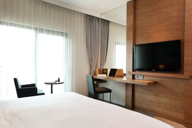Deluxe, Double Bed, Pool Access، The Suites Hotel Jeju 4/5