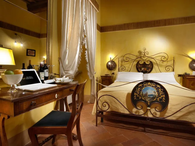 غرفة كلاسيكية بسرير مزدوج، Graziella Patio Hotel 1/2