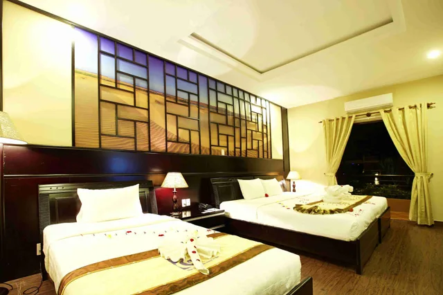 Garden, Deluxe, Suite, Blue Bay Mui Ne Resort Spa 2/2