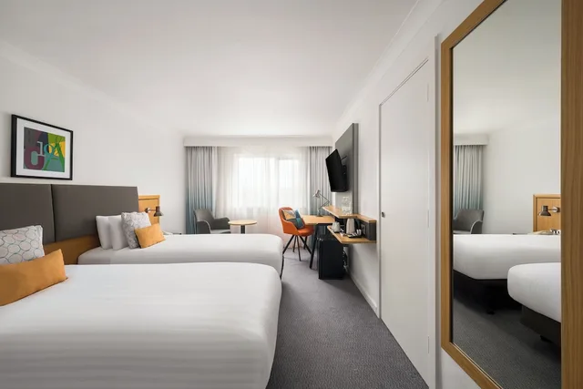 غرفة قياسية بسريرين منفصلين، Holiday Inn Birmingham Bromsgrove 7/10