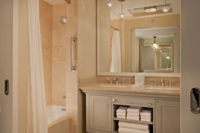 Suite, King Bed, Bluegreen Vacations Eilan Hotel and Spa, an Ascend Collection Resort 9/10