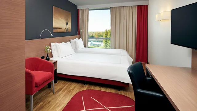 غرفة سوبيريور عائلية، Park Plaza Amsterdam Airport 3/6