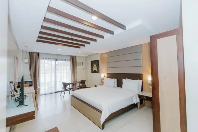 غرفة سوبيريور بسرير كينج، Cebu Westown Lagoon - South Wing 6/8