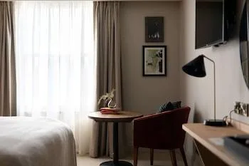 1 Bedroom, Classic, Single Bed, The Park Hotel Park Road 1/1