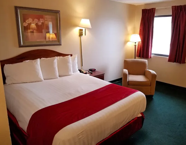 غرفة ديلوكس بسرير كوين، Americas Best Value Inn St. Louis South 2/5
