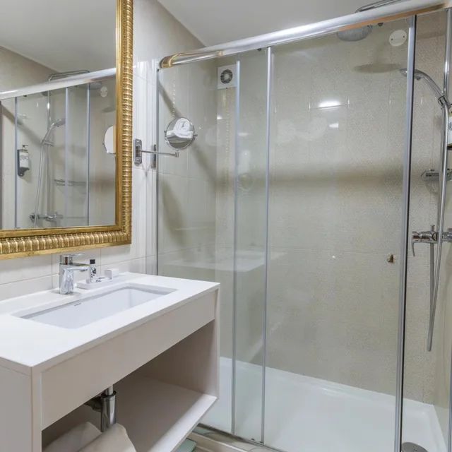 Mansarda, Double Bed، Hotel Lis Batalha 6/6