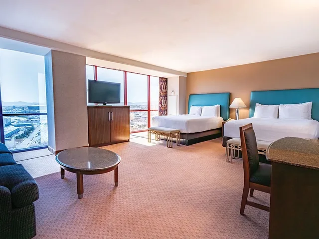 Suite, 2 Queen Beds, Rio Hotel & Casino - Masquerade Tower 3/6