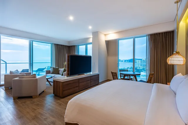 1 Bedroom, Suite, King Bed, Ocean Front, Balcony، Santa Marta Marriott Resort Playa Dormida 3/10