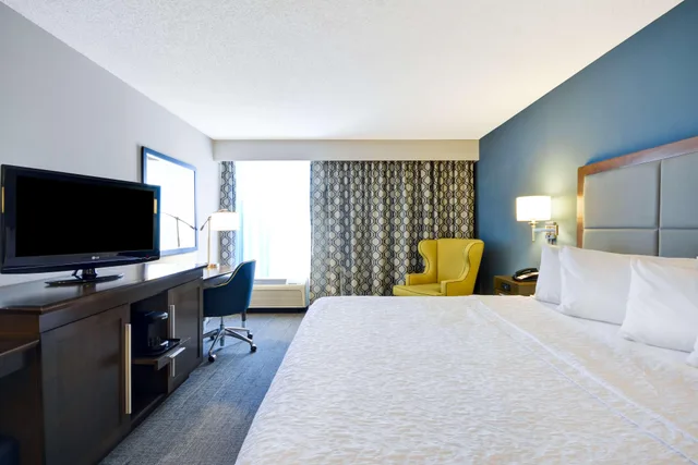 غرفة بسرير مزدوج لذوي الإعاقة، Hampton Inn Sarasota I 75 Bee Ridge 1/3