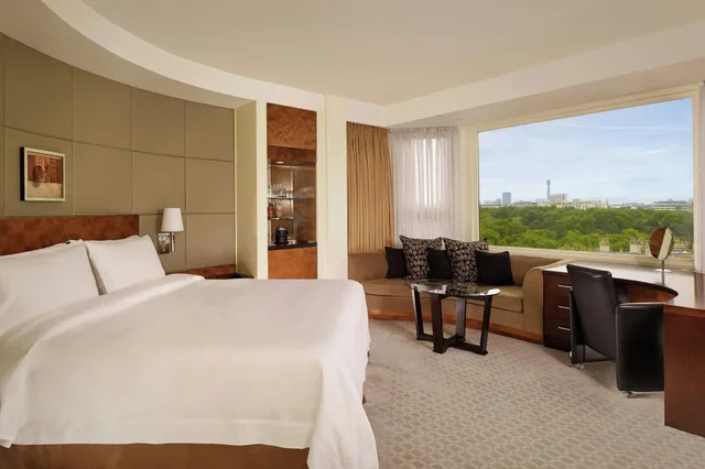غرفة بسرير كينج، The Park Tower Knightsbridge, a Luxury Collection Hotel, London 3/8