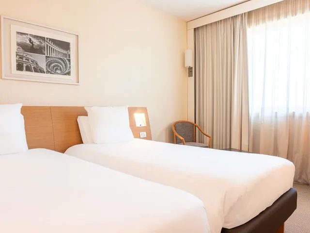 غرفة سوبيريور بسريرين منفصلين، Novotel Roma Est 9/10