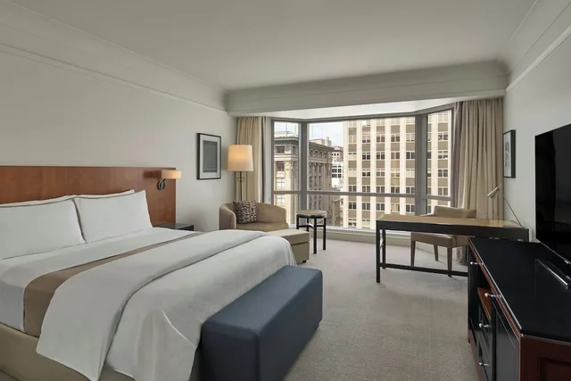 غرفة ديلوكس بسرير كينج بإطلالة، Westin Melbourne 3/10