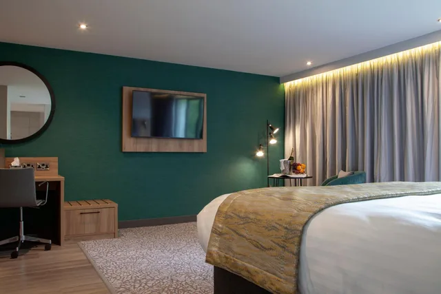 غرفة بريفيليج بسرير كينج، Mercure Newcastle George Washington Hotel Golf and Spa 6/7
