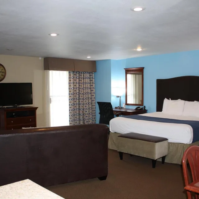 جناح استوديو بسرير كينج بإطلالة على النهر، Baymont by Wyndham Yakima Riverfront 6/10