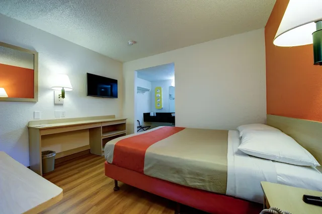 غرفة قياسية بسرير مزدوج لذوي الإعاقة، Motel6 Seattle, WA - Airport 2/10