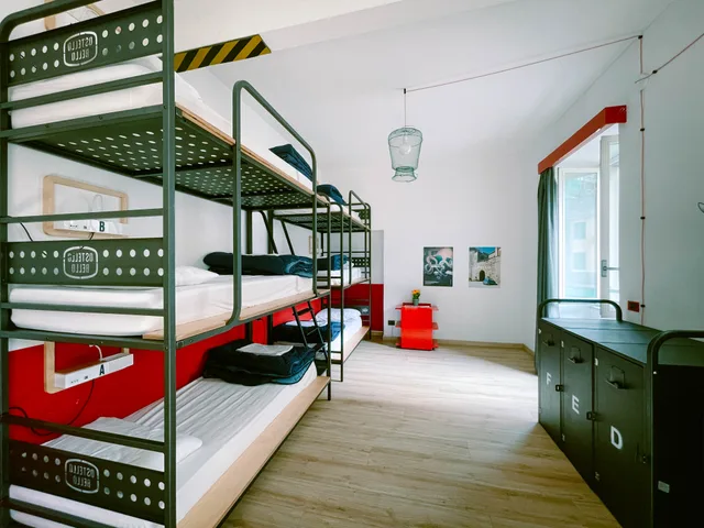 Mixed Dorm, 6 People، Ostello Bello Genova 3/5
