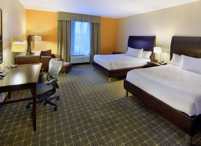 جناح بسريرين كوين لذوي الإعاقة، Hilton Garden Inn Springfield MO 1/3