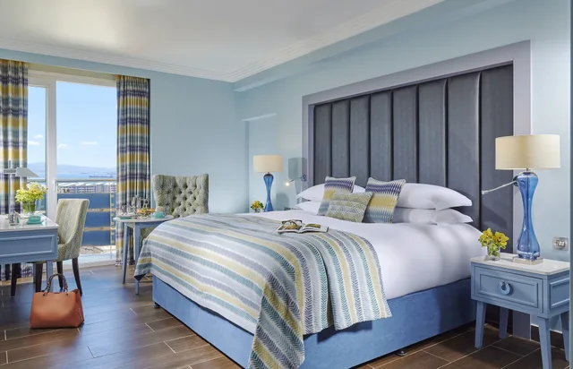 غرفة بسرير كينج، The Eliott Hotel 1/3