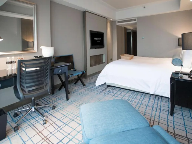 غرفة تنفيذية بسرير كينج، Pullman Shanghai Jing An 9/10