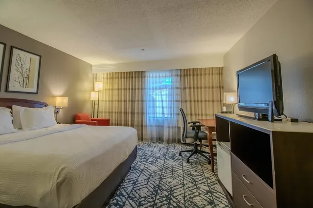 غرفة بسرير كينج لذوي الإعاقة، Country Inn & Suites by Radisson, Convention Center 7/10