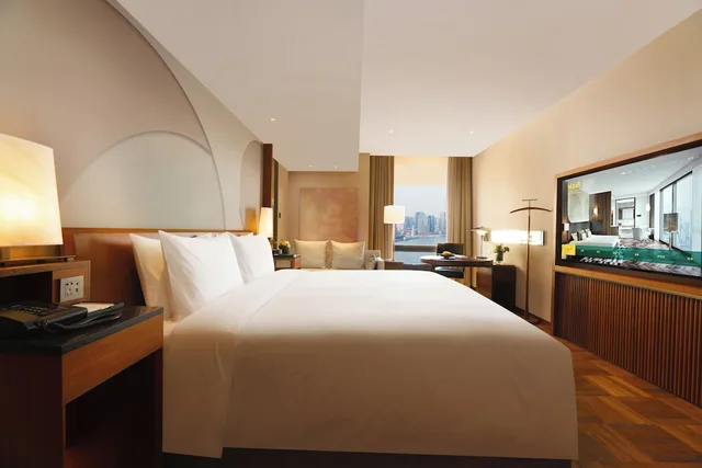 Bund, Studio, King Bed، MaxX By Steigenberger Shanghai On the Bund 3/5