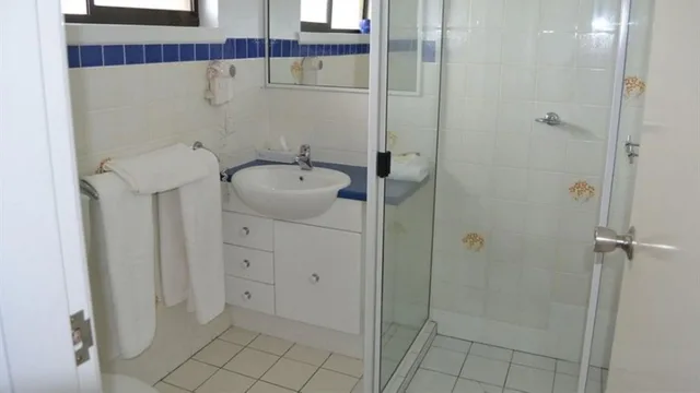 غرفة تنفيذية بسرير كوين، West End Motor Lodge 8/10