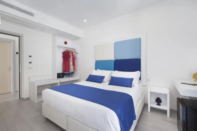 غرفة بسريرين منفصلين في الملحق، Hotel O' Sole Mio 2/7