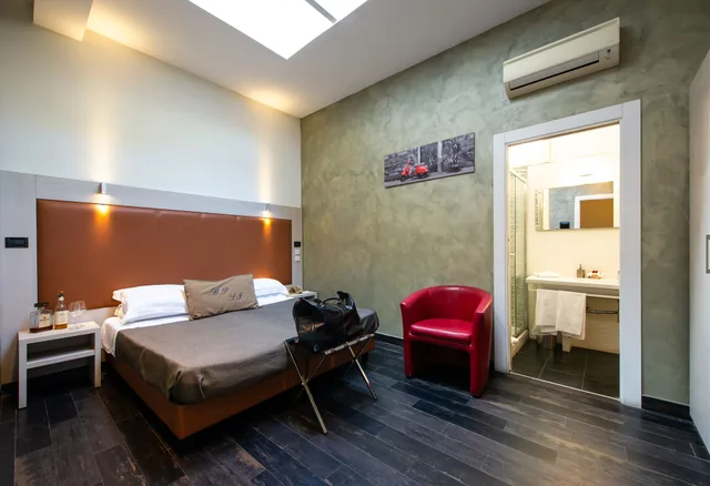 Room, Twin Beds, BORGO PIO SUITES INN 3/10
