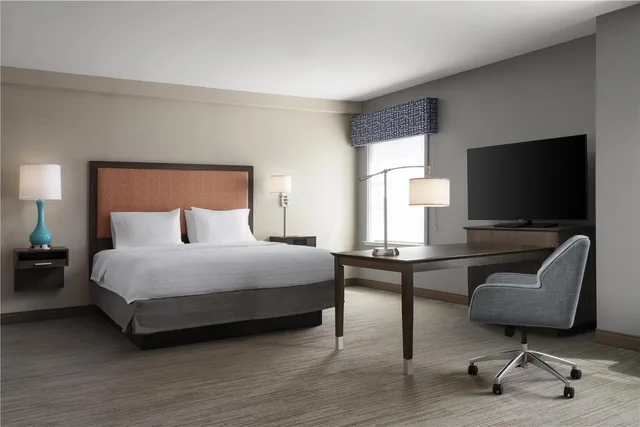 جناح استوديو بسرير كينج، Hampton Inn and Suites Yonkers Westchester 1/2