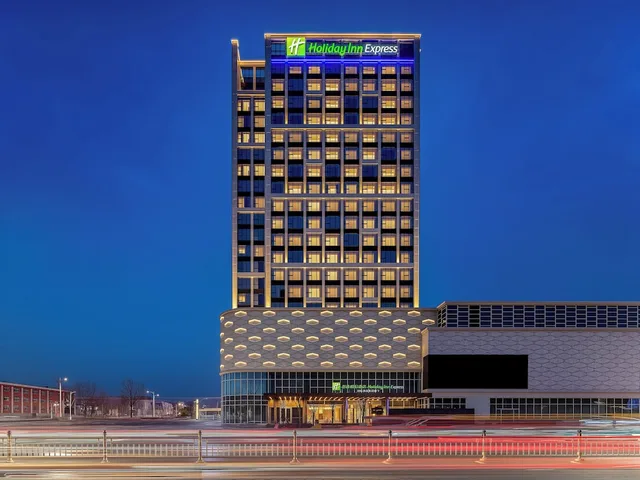 Holiday Inn Express Qinhuangdao Haigang By IHG، تشنهوانغداو 1/36