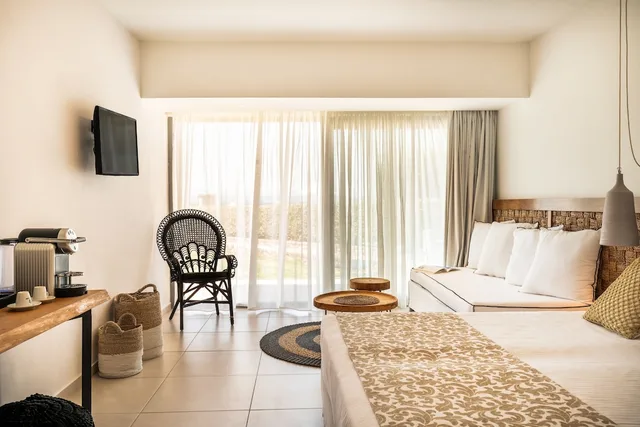 Premium, Bungalow, Queen Bed, Beach Front, 2 Sofa، Amaronda Resort Spa 3/6